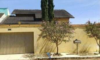 Imagem: Casa com 3 quartos - Bairro Setor Faiçalville