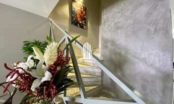 Imagem 5: Casa assobrada com 4 dormitórios, 214 m², à venda por R$ 900.000