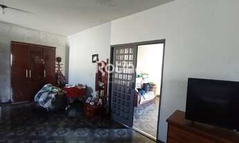 Imagem 2: Casa à venda, 5 quartos, 1 suíte, 4 vagas, Custódio Pereira - Uberlândia/MG