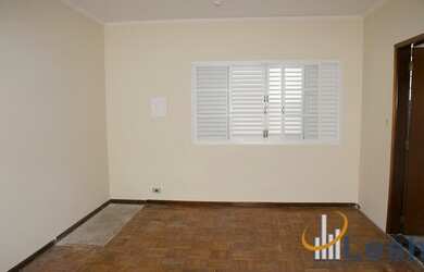 Imagem 5: Ótima casa para escritório ou consultório em rua de estacionamento fácil