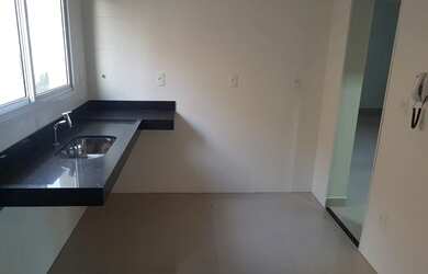 Imagem 3: Apartamento para Venda em Uberlândia, Saraiva, 3 dormitórios, 1 suíte, 1 banheiro, 2 vagas