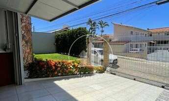 Imagem 2: Casa com 3 dormitórios à venda, 315 m² por R$ 1.290.000,00 - Flor de Napolis - São José/SC