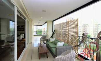 Imagem 2: 316m² com 4 dormitórios e 5 vagas em Moema