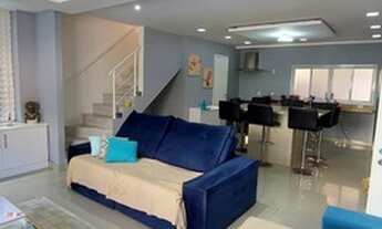 Imagem 3: Casa de condomínio sobrado para venda tem 180 metros quadrados com 4 quartos