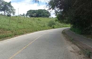 Imagem 3: Terreno a menos de 100m² da praia