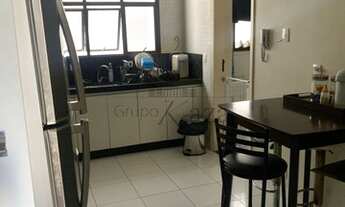 Imagem 6: Apartamento para venda possui 153 M², com 5 quartos