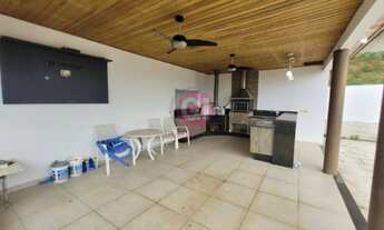 Imagem 7: Casa de condomínio para aluguel possui 350 metros quadrados com 4 quartos