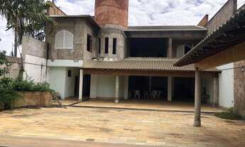 Imagem: Casa para venda- 525m² - 03 quartos - Ibituruna