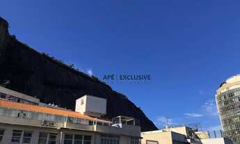 Imagem 3: Avarandado, frontal, 3 vagas de garagem