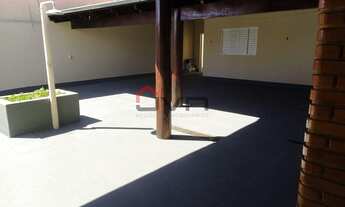 Imagem 3: Casa para venda possui 180 metros quadrados com 3 quartos em Jardim Holanda - Uberlândia