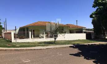 Imagem: Casa à venda, mais duas quitinetes no bairro