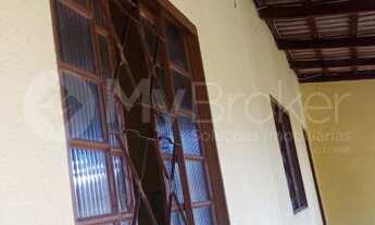 Imagem 3: Casa com 2 quartos - Bairro Jardim Curitiba em Goiânia