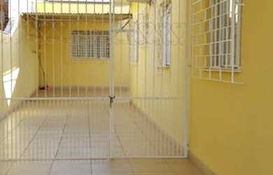 Imagem 3: Casa Térrea para Venda em Londrina, vila casoni, 3 dormitórios, 1 suíte, 2 banheiros, 3 va