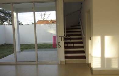 Imagem 2: Casa com 3 dormitórios à venda, 114 m² por R$ 670.000,00 - Vila Loanda - Atibaia/SP