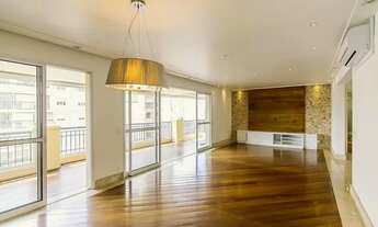 Imagem: Apartamento com 4 dormitórios, 207 m²