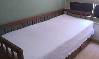 Imagem: Alugo quarto individual na praia de Icarai