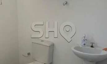 Imagem 7: Imóvel térreo com 2 dormitórios, 1 banheiro social , 1 lavabo no corpo da casa. E 1 suíte