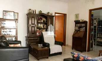 Imagem: CASA TÉREEA DE 225M², POSSUI 2 DORMITÓRIOS