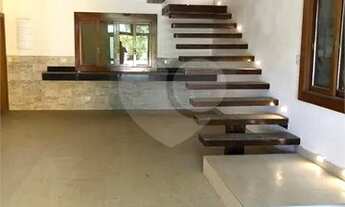 Imagem 5: Linda Casa Na Serra Da Cantareira com 5 suítes