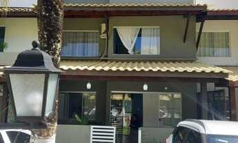 Imagem 2: Casa Triplex Condomínio a venda com 5quartos sendo 2 suítes com 182m2 na P. Flamengo - Sal