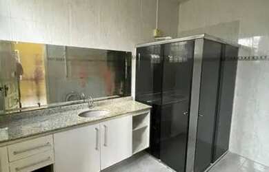 Imagem 6: Casa no Parque 10 px do Veneza / 3 quartos + Psicina / Via Pública