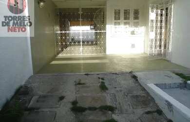 Imagem 3: Excelente casa residencial e comercial com 4 quartos sendo 1 suíte, wc social, varanda, de