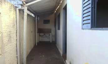 Imagem 2: Casa com 1 dormitório para alugar, 58 m² por R$ 563,84/mês - Parque das Américas - Uberaba