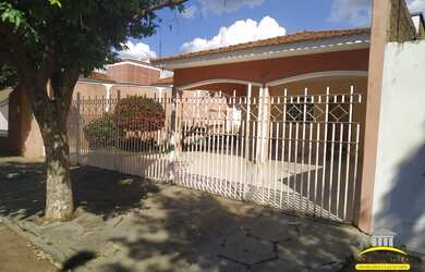 Imagem 7: Térrea para venda tem 165 metros quadrados com 3 quartos em Centro - Presidente Epitácio