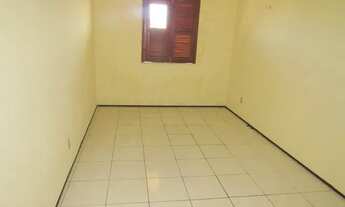 Imagem 4: Excelente casa com 3 quartos sendo 1 suíte, 2 wcs social, sala, cozinha, área de serviço