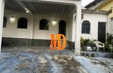 Imagem 2: Casa ampla de 5 quartos no Japiim