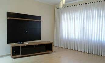 Imagem 2: ÓTIMA CASA INDIVIDUAL 300M² COM 3 DORMITÓRIOS E 5 VAGAS DE GARAGEM - JARDIM BOM CLIMA