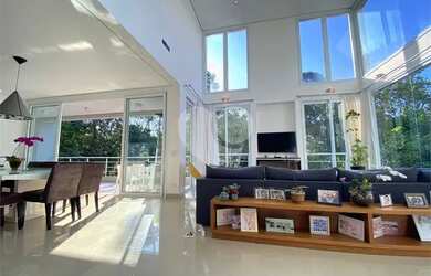 Imagem 3: Linda Casa moderna a Venda na Serra da Cantareira com 3 suítes, no Pq Imperial