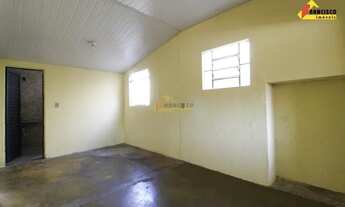 Imagem 6: Casa para aluguel, 3 quartos, 1 vaga, Esplanada - Divinópolis/MG