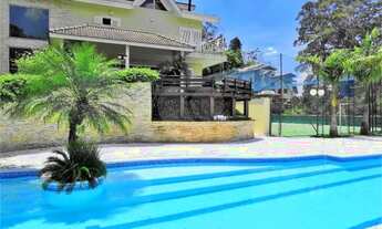 Imagem: Sobrado em Condomínio fechado