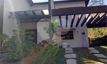 Imagem 6: Casa em condomínio elitizado em Mairiporã