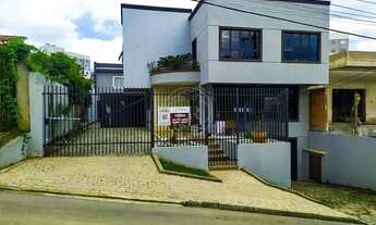 Imagem: Sobrado à venda no bairro Centro - São