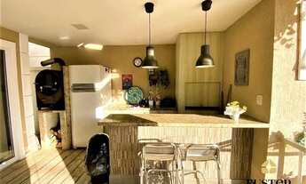 Imagem 4: Casa de condomínio para venda tem 415 metros quadrados com 5 quartos