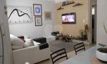 Imagem 3: Casa em condomínio fechado, com 2 quartos, 2 vagas, piscina e playground