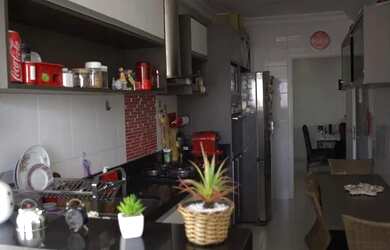 Imagem 7: Locação Ponta da Praia, 3 quartos, sendo 2 suítes, condomínio com lazer