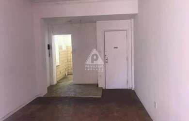 Imagem: Copacabana - Quarto e sala em rua nobre