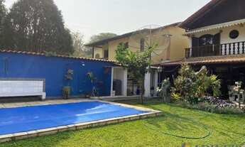 Imagem 3: Casa no Centro de Nogueira!