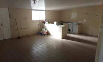 Imagem 7: Casa em Candeias com 350m2 de área total, 1 quadra da praia