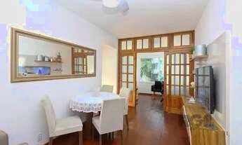 Imagem 3: Apartamento em Porto Alegre, no bairro Cristal, com 2 dormitório(s), e 2 banheir