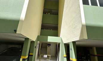 Imagem 2: Imóvel para aluguel tem 90 metros quadrados com 3 quartos em Ponta Verde - Maceió - AL