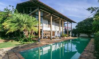 Imagem: Casa à venda, 7 quartos, 3 suítes, 8 vagas