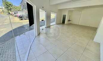 Imagem 2: Sala Comercial de esquina com 65m² para alugar no início do bairro Velha em Blumenau/SC