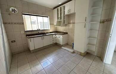 Imagem 2: Casa à venda em Piracicaba, Jardim Caxambu, com 3 quartos, com 170 m²