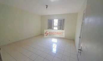 Imagem 2: Sobrado com 3 dormitórios, sendo um térreo, boa sala, cozinha grande com armário, ampla va