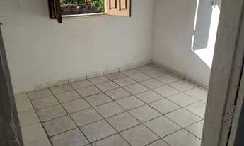 Imagem 4: Vendo Casa e pontos no centro de Eunápolis