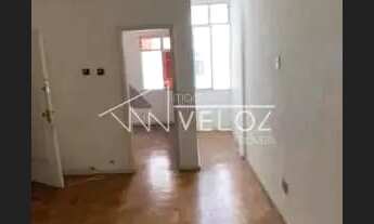 Imagem: Apartamento - / Residencial / Glória